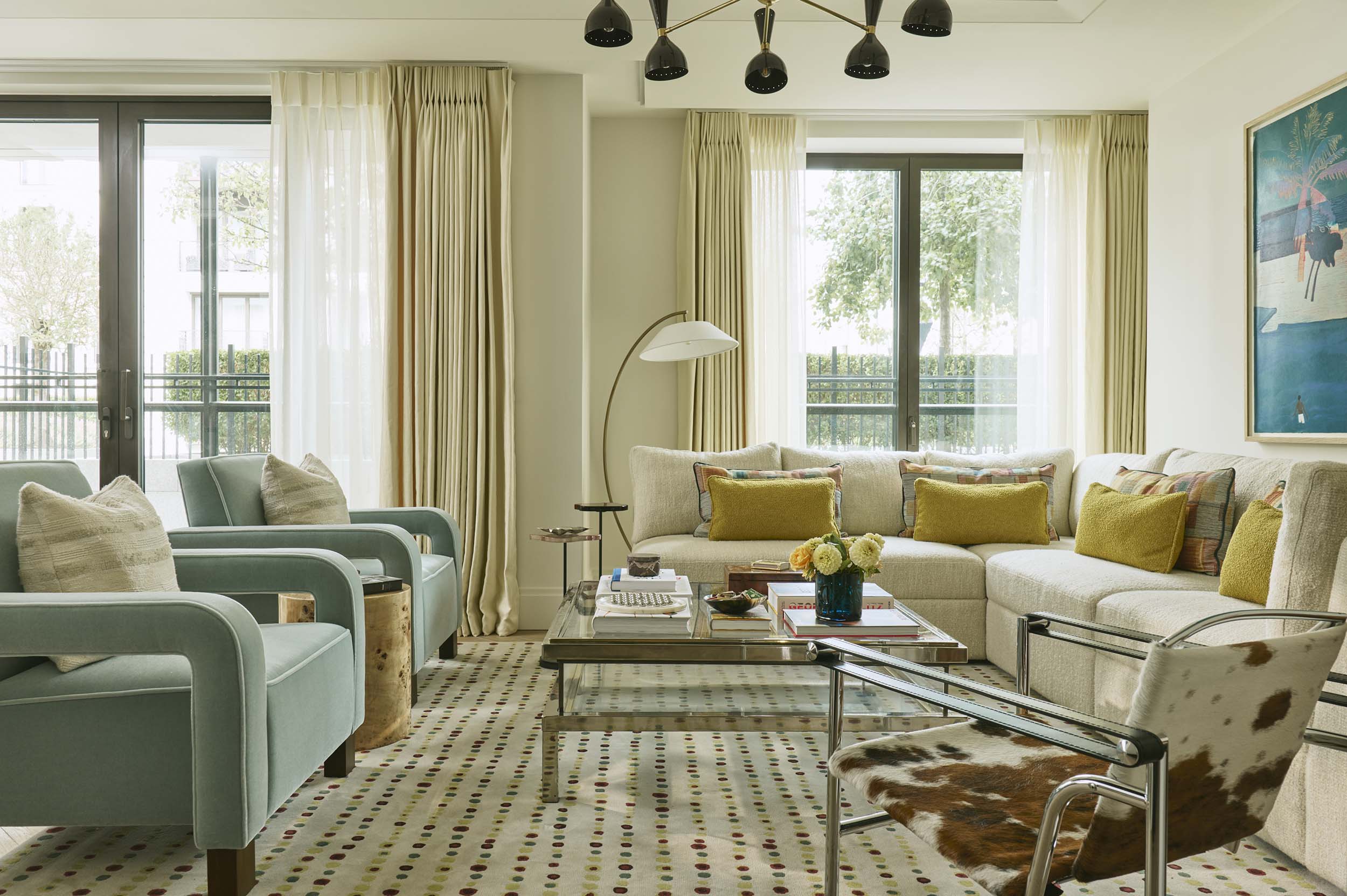 Chelsea Barracks 5 Sitting Room designed by Studio Squire